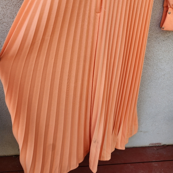 Vintage JC PENNEY Women's Dress US Size Orange Pleated Embroidered Wedding Event - Picture 7 of 11